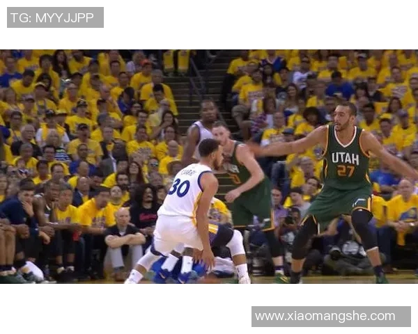 库里全场精彩瞬间集锦展示神奇表现领衔勇士大胜敌手